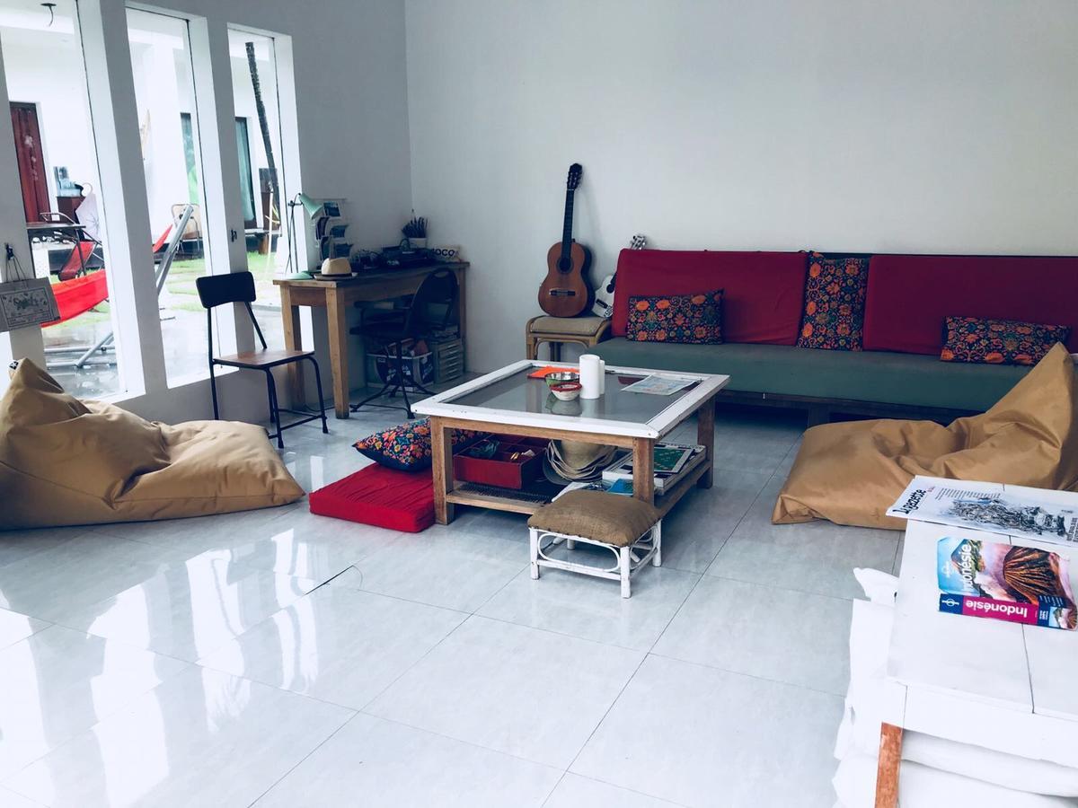La Boheme Canggu Hostel ภายนอก รูปภาพ
