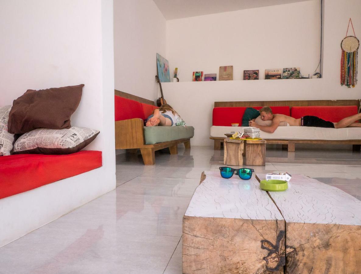 La Boheme Canggu Hostel ภายนอก รูปภาพ